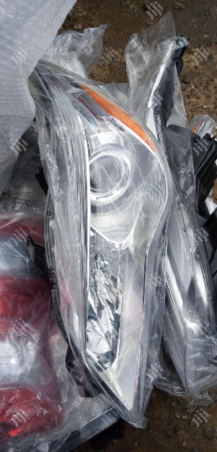 Head Lamp Toyota Camry 2015 Model Original