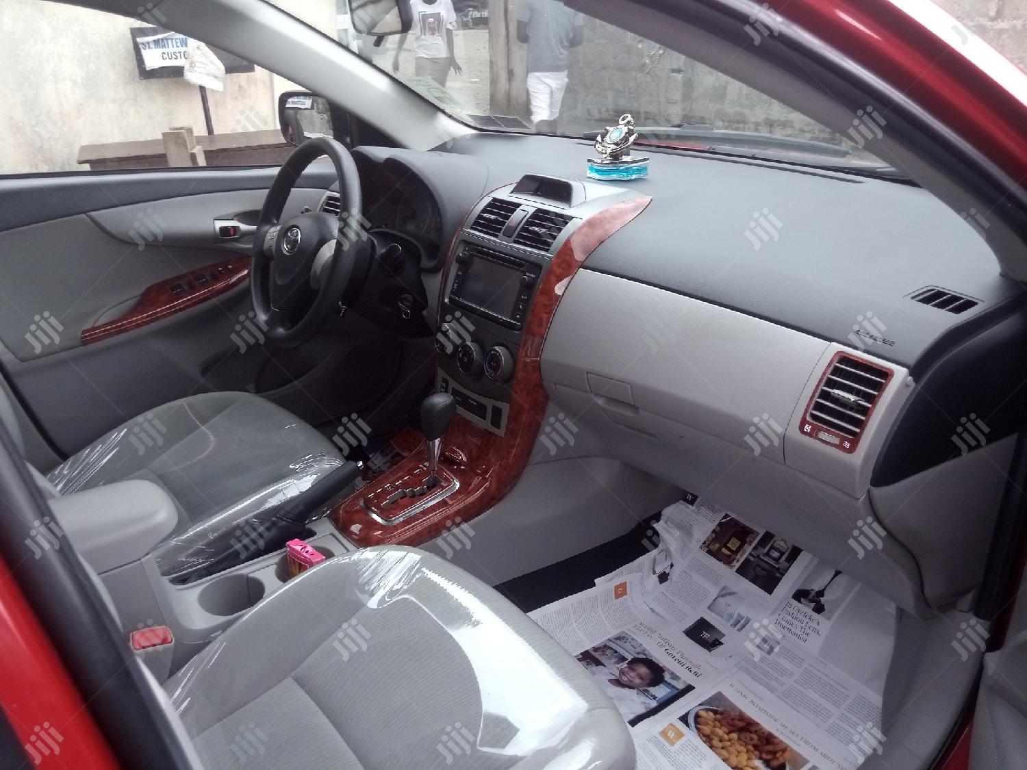 Toyota Corolla 2013 Red