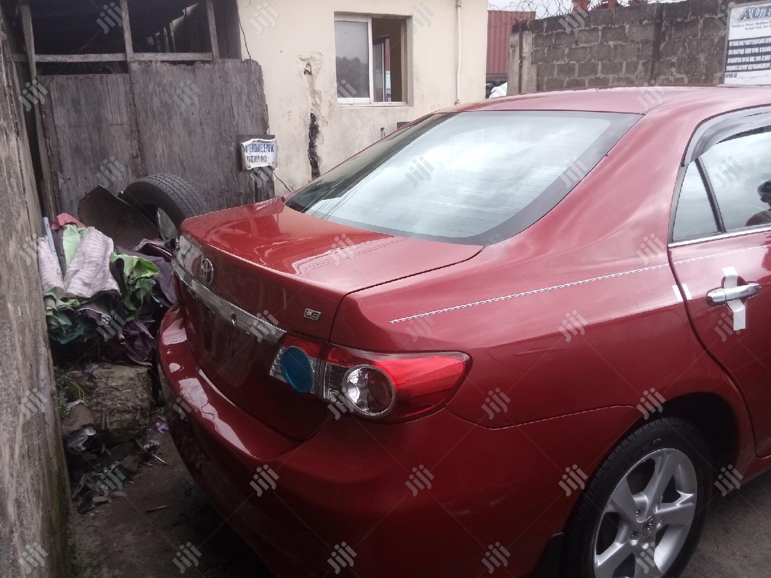Toyota Corolla 2013 Red