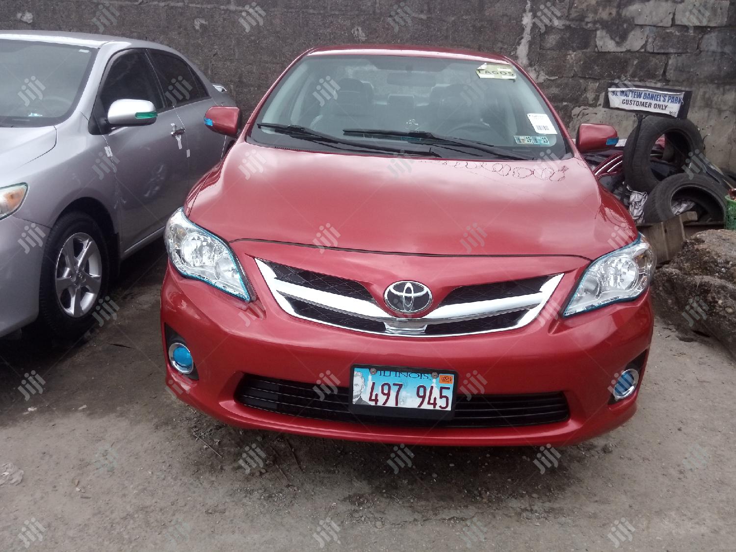 Toyota Corolla 2013 Red