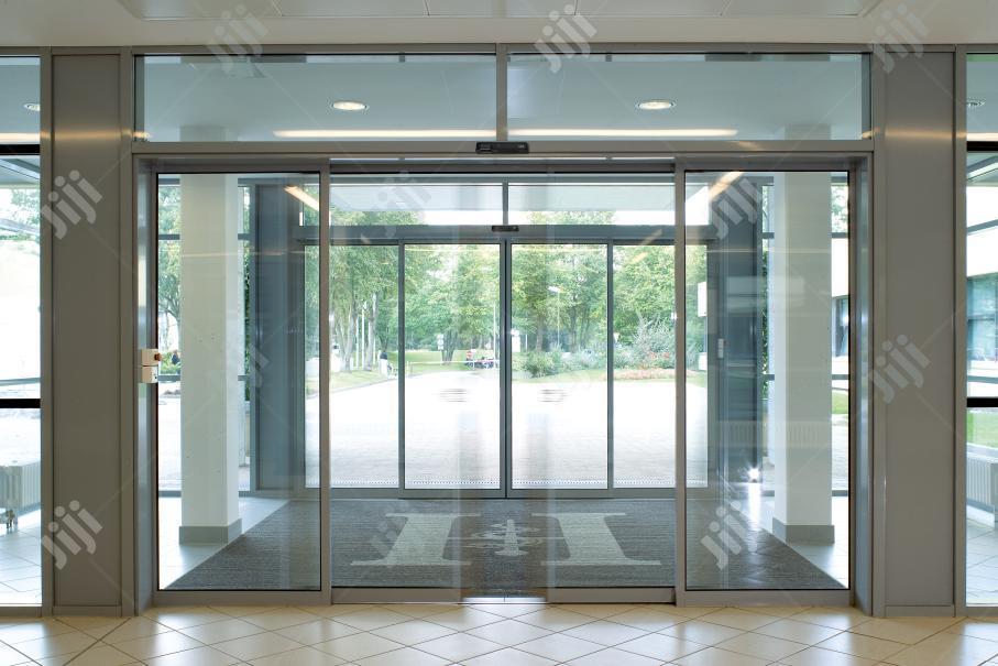 Automatic Sliding Door