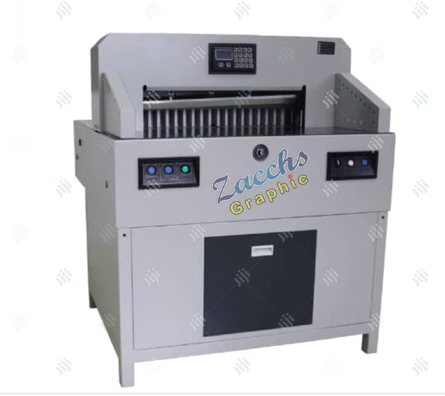 Program Paper Cutting Machine 7208HD
