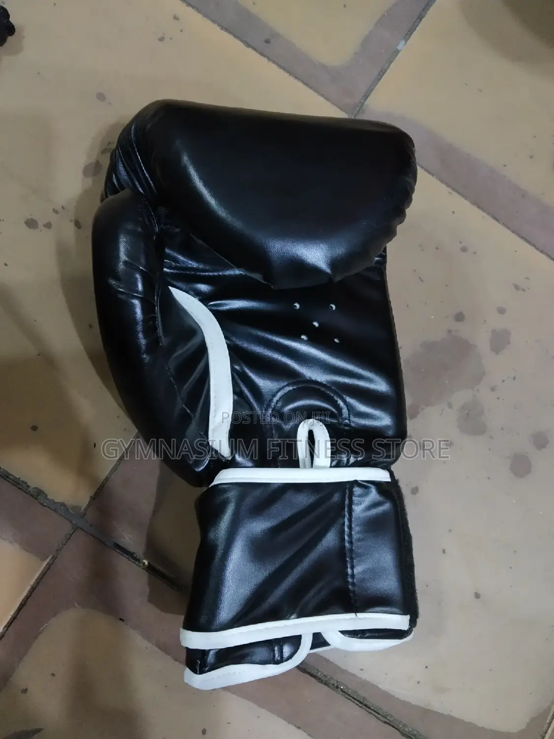 Boxing Glove Black With Touch Yellow