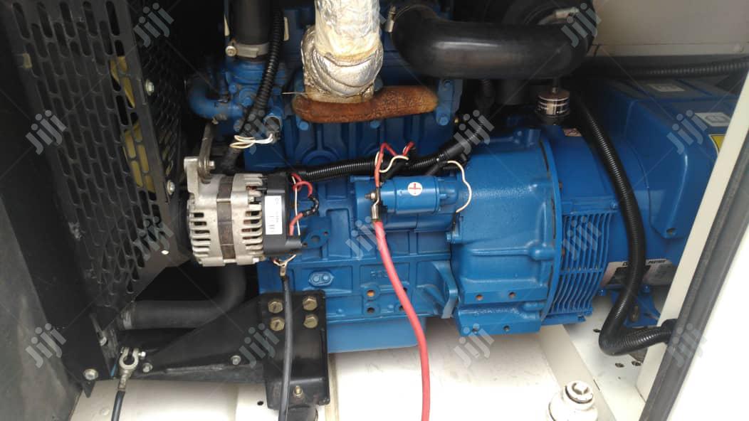 Semi-New 15kva UK Perkins Diesel Generator