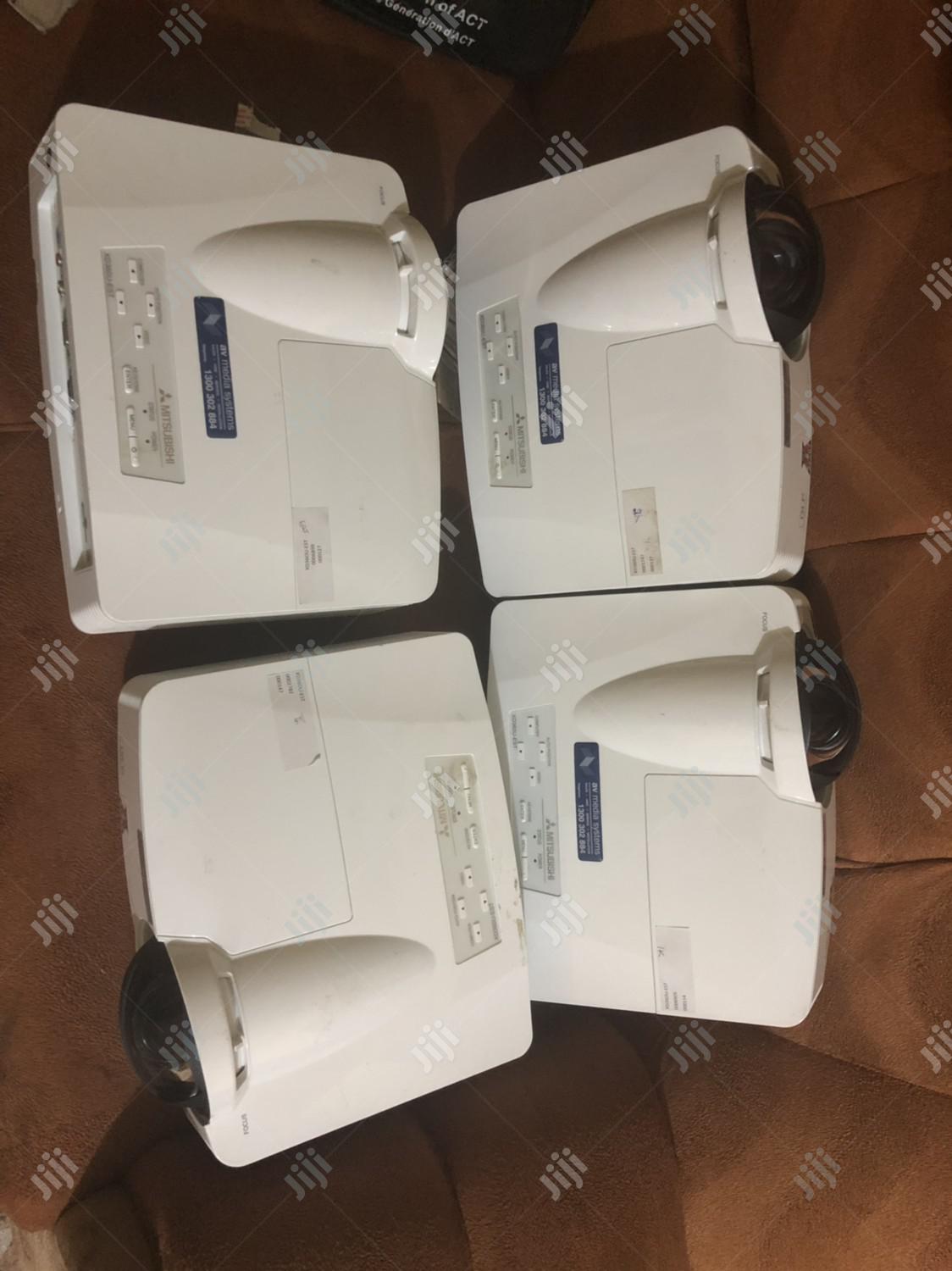 Mitsubishi Industrial Projector