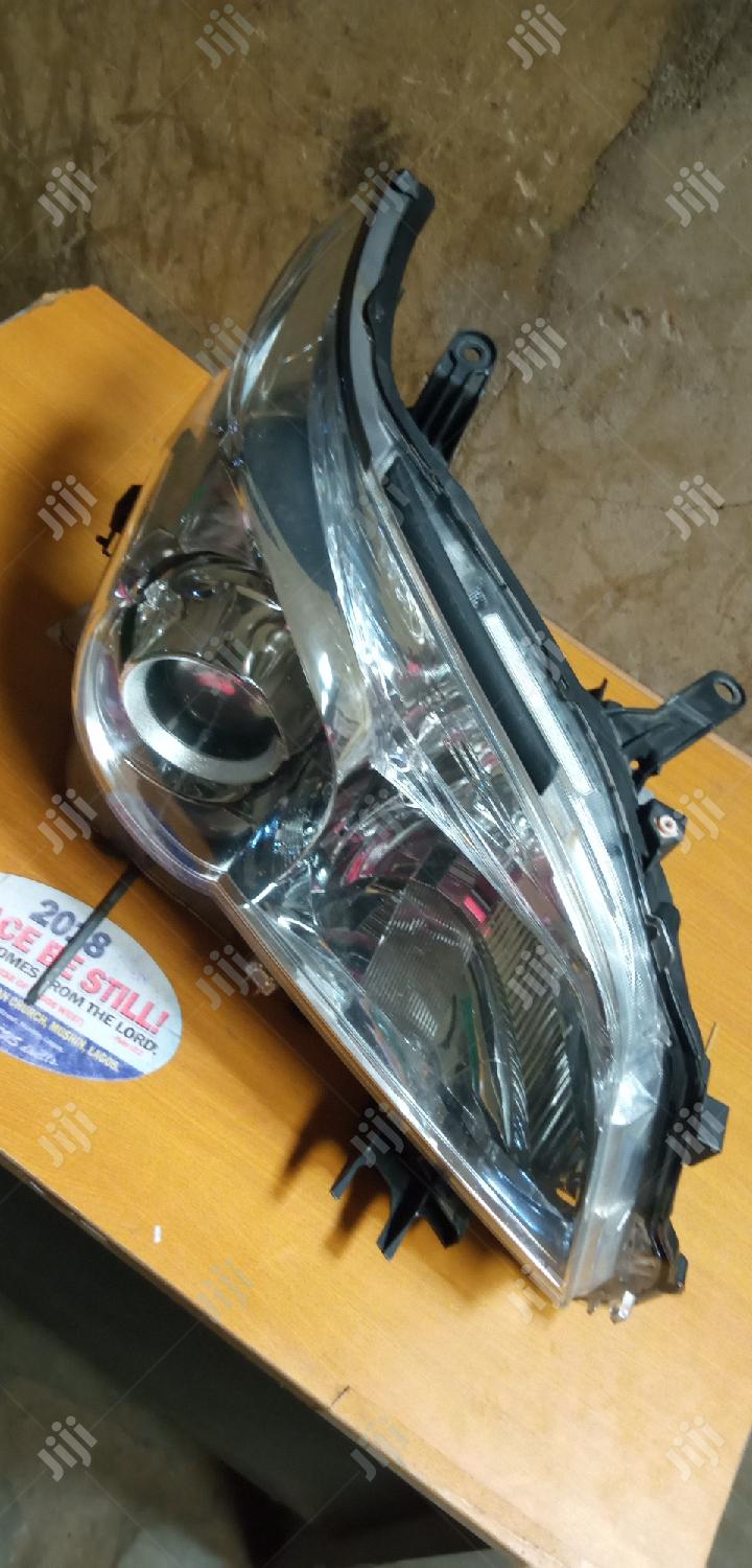 Full Light Lexus GX 460 2010 Model