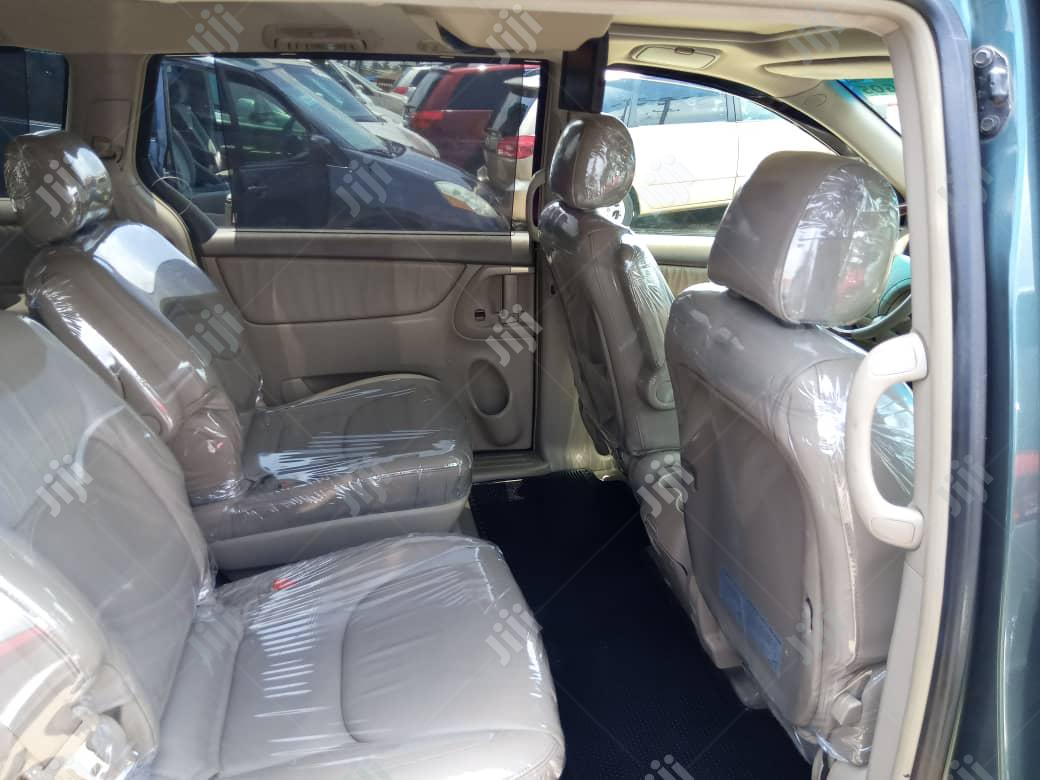Toyota Sienna 2005 Gray