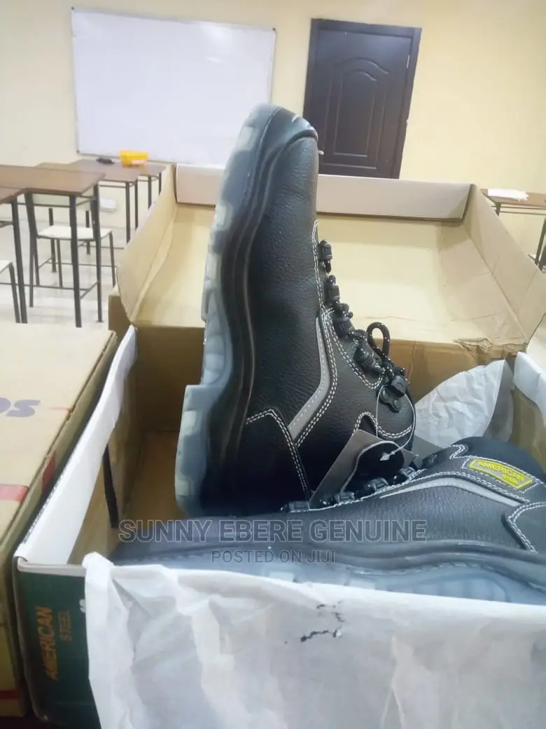 Fashion Kind and Sophisticated Safety Boots