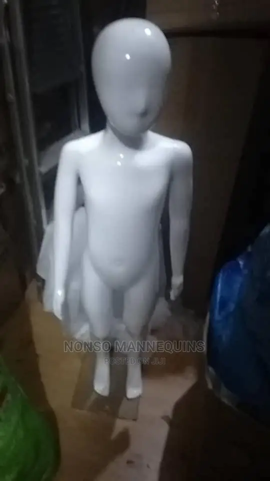 Kids Of All Ages Clothes Display Fashion Mannequins