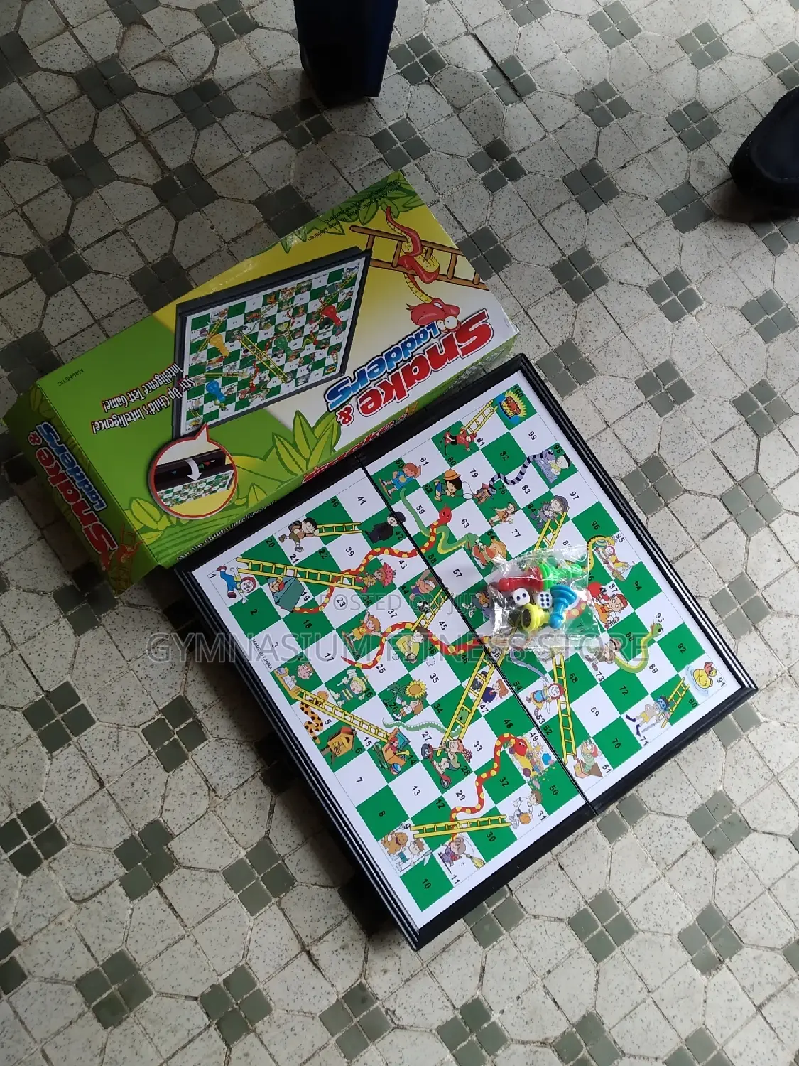 Snake and Ladder Game 551
