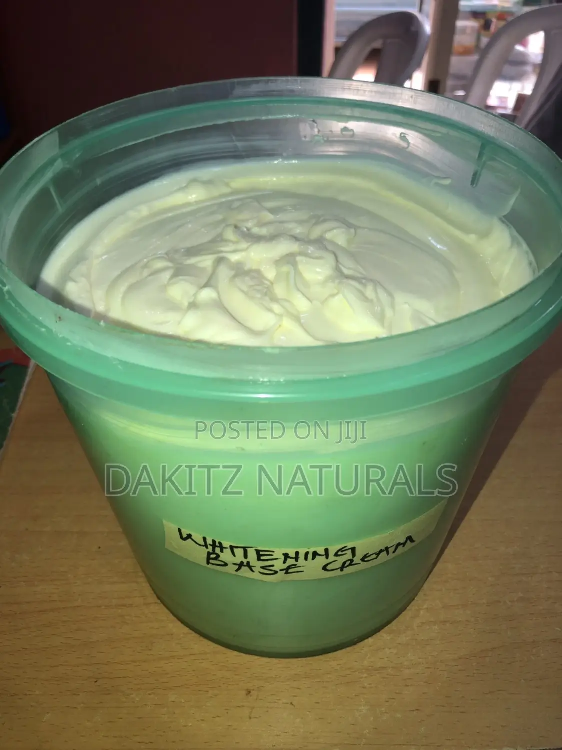 Halfcast/ Snow White Base Cream 1kg