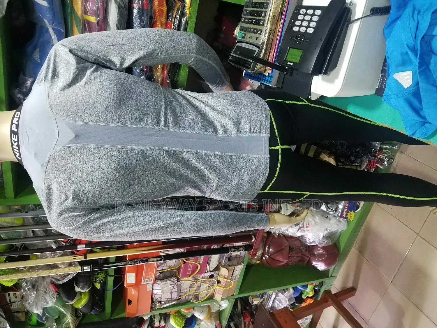 Get Ur Under Armour Body Halk With Leggings Dawn