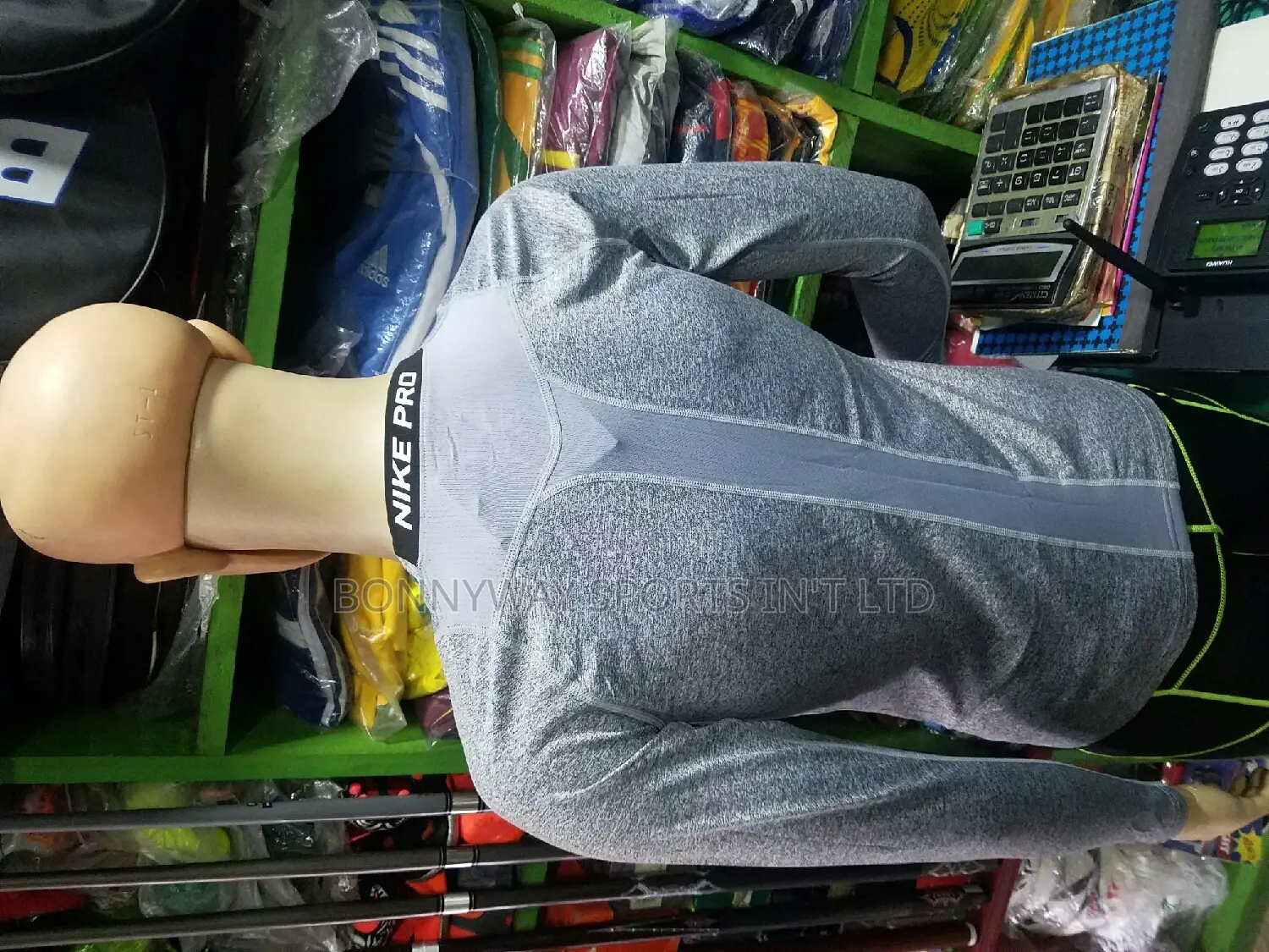 Get Ur Under Armour Body Halk With Leggings Dawn