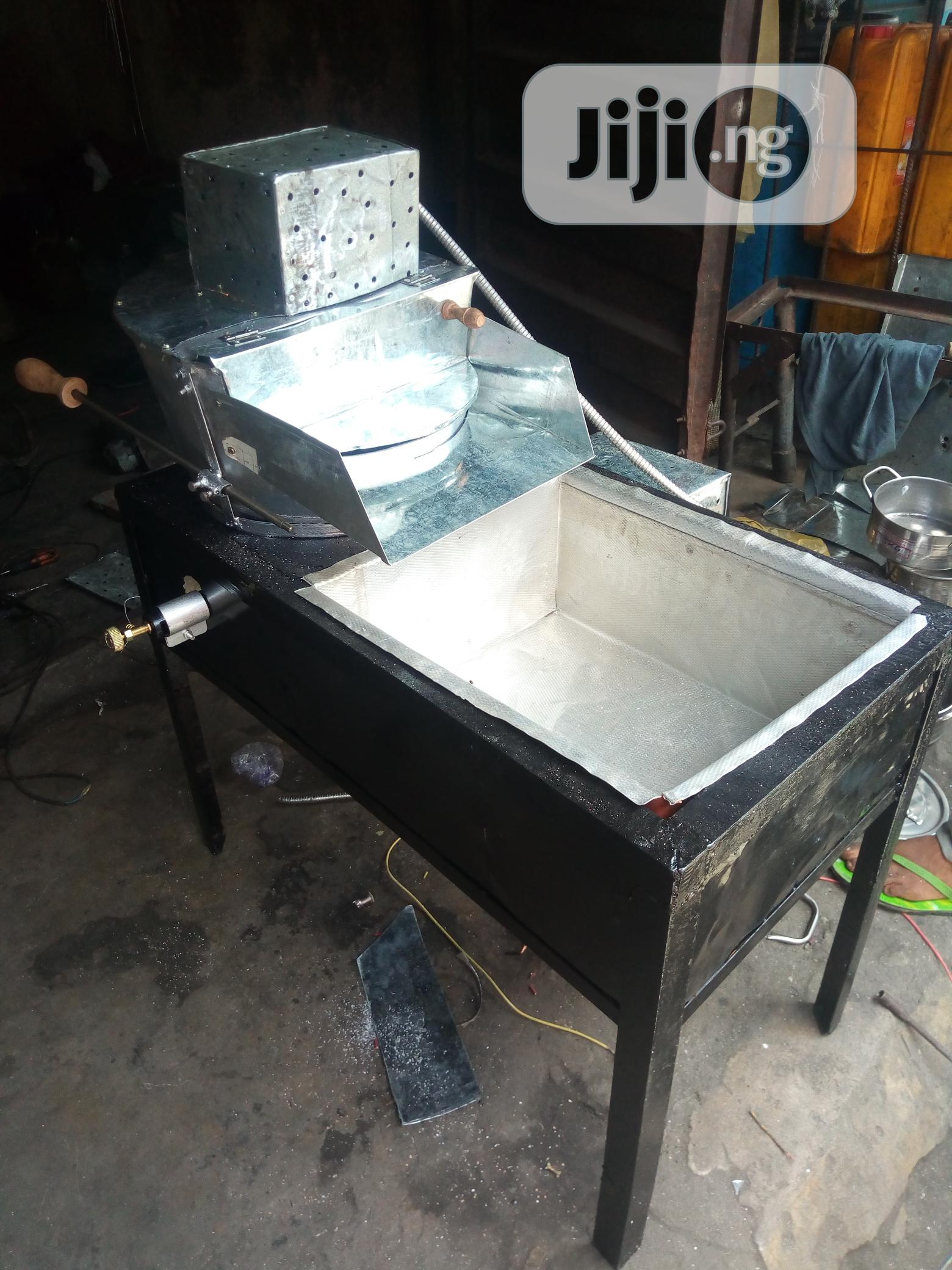 Industra Popcorn Machine