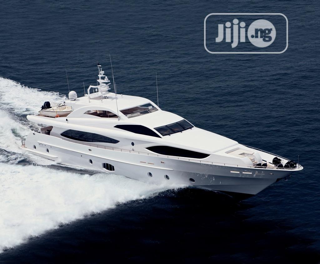 Yacht Boat
