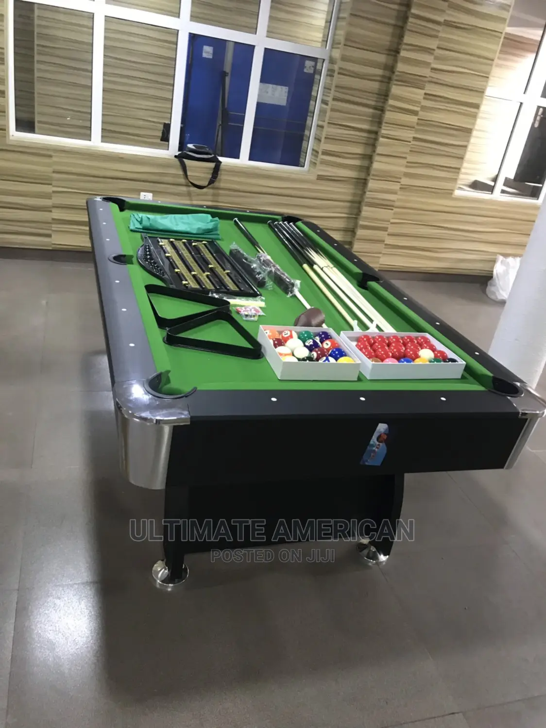 Snooker Boards With All the Accessories