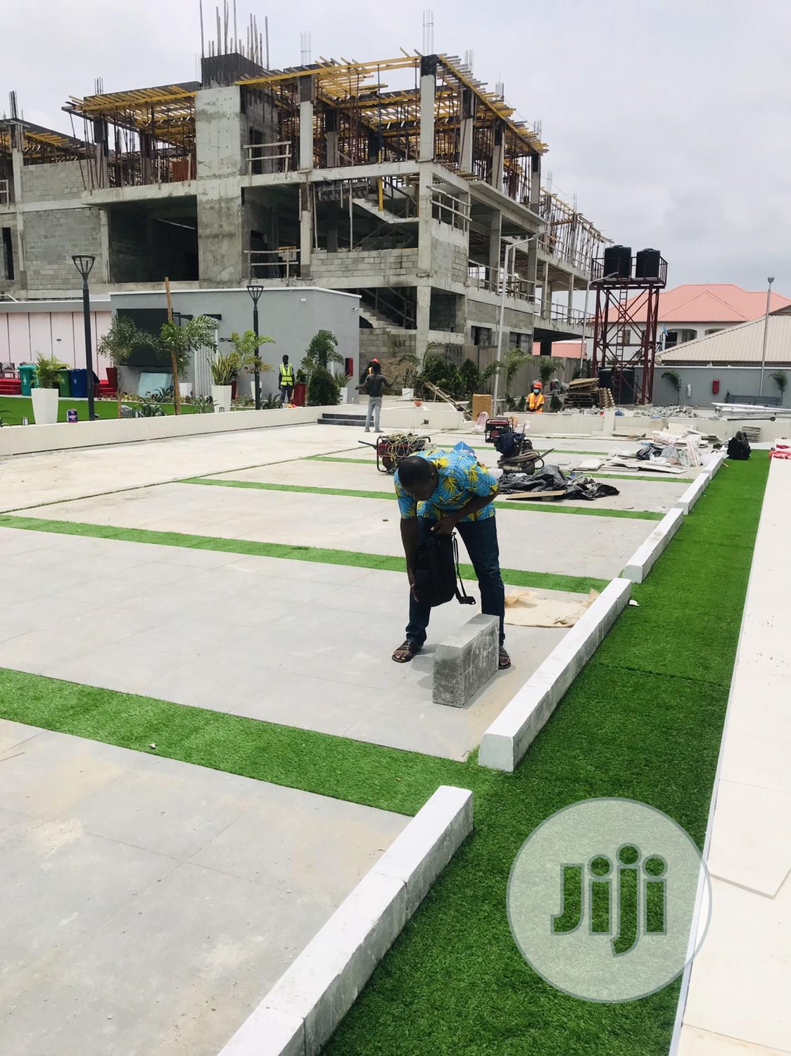 Grass Rugs For Car Lots Or Car Parks