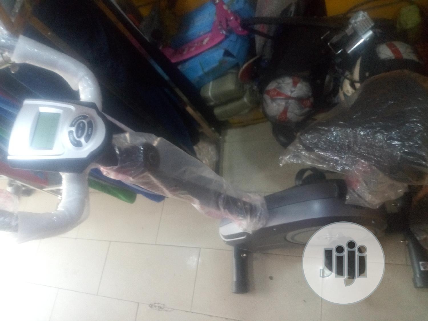 American Fitness Magnetic Bike