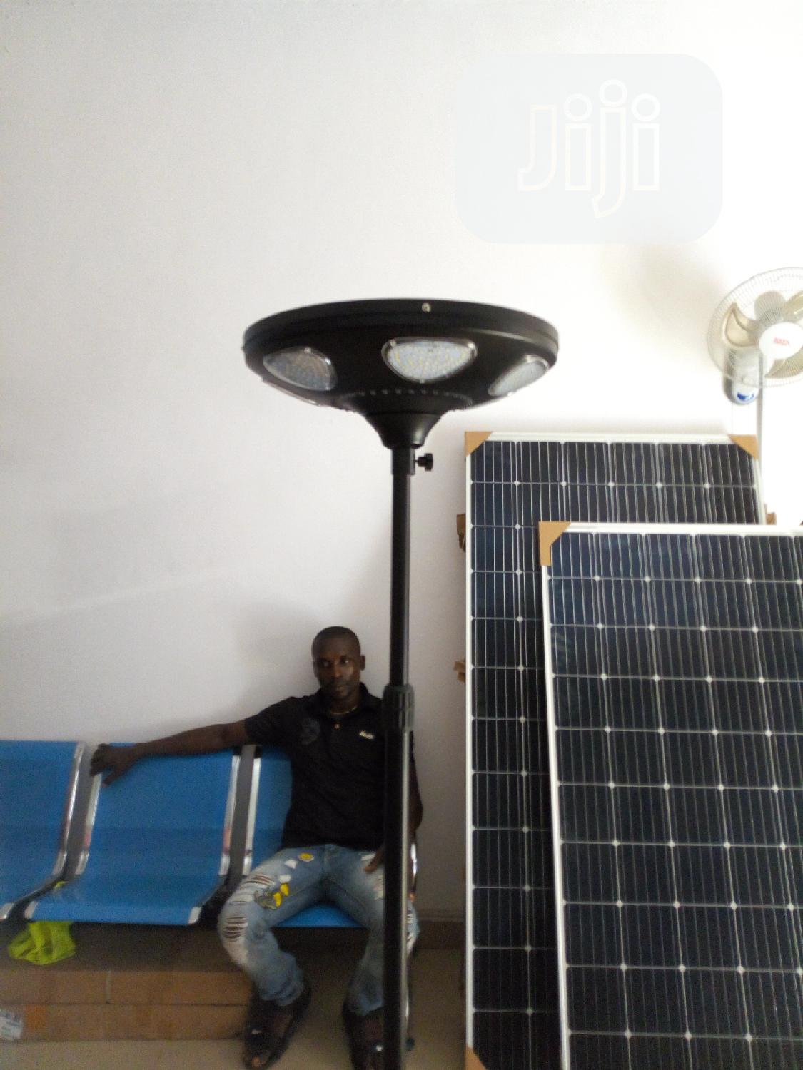 20w/30w Led Solar Garden Light