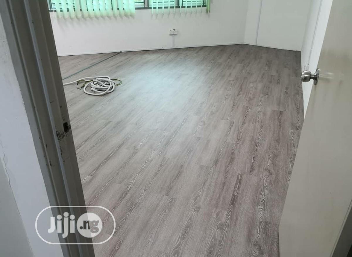 Vinyl PVC Wood-Like Floor Free Installation