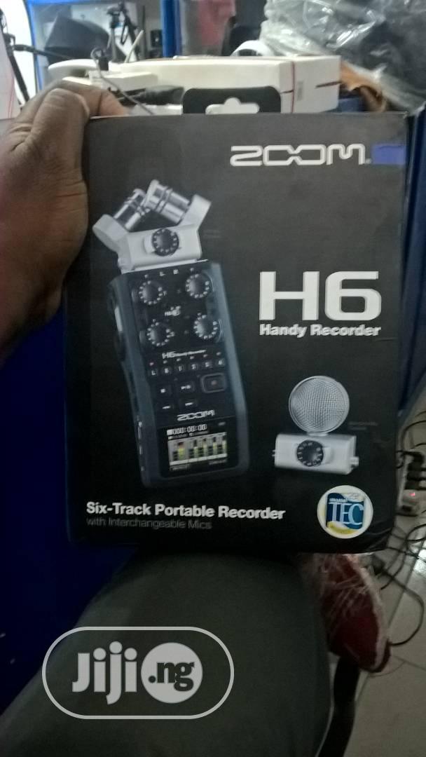 Zoom H6 Handy Recorder