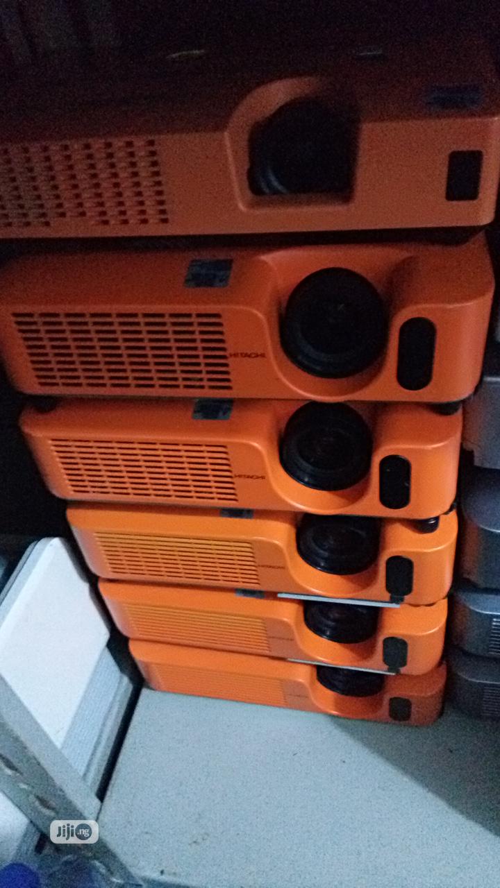 Amazing Performance of Hitachi Projector