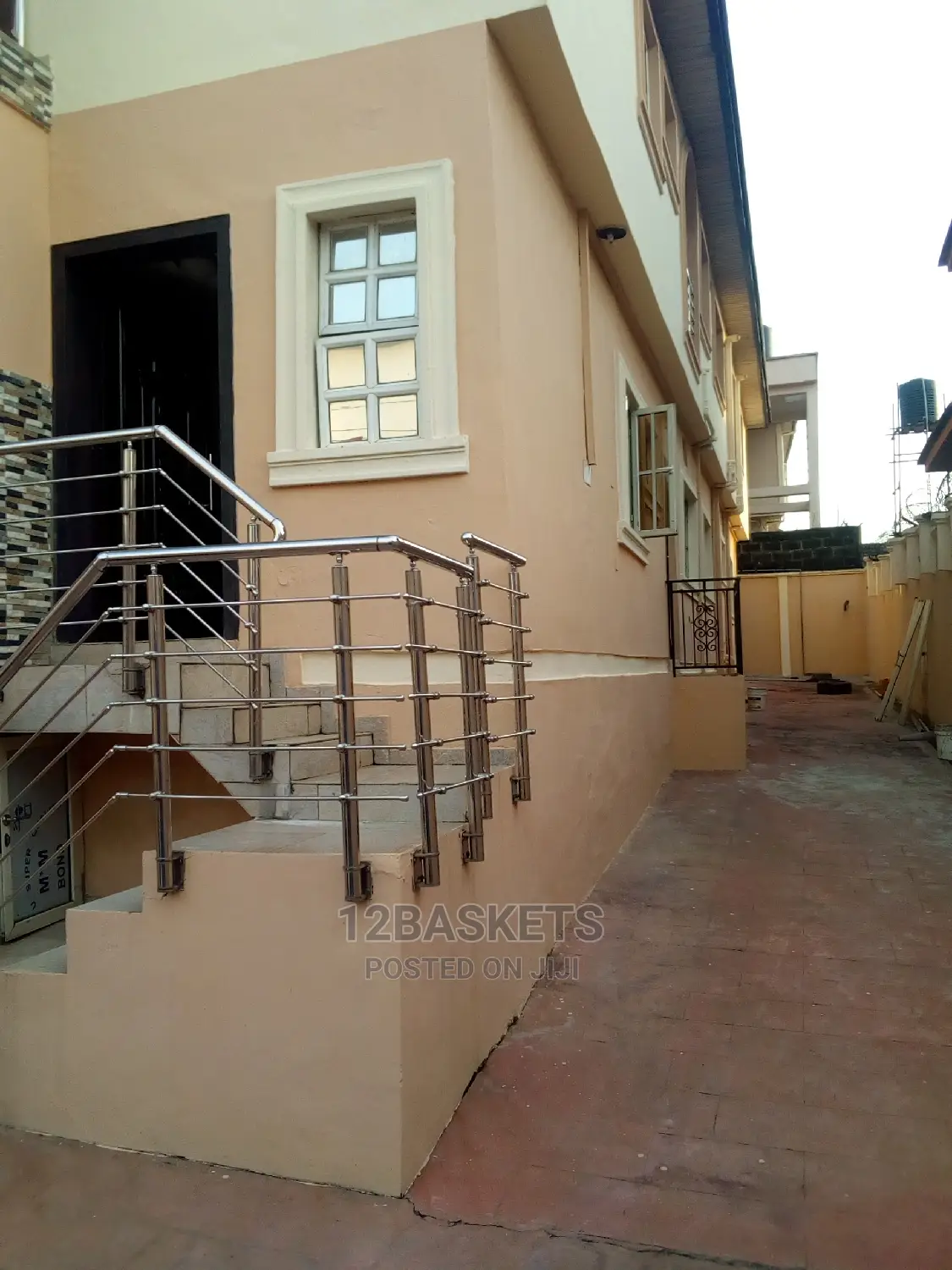 Furnished 3bdrm Apartment in Magodo for rent