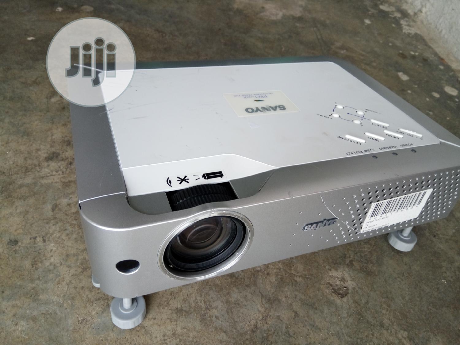 Classic London Used Sanyo Projector