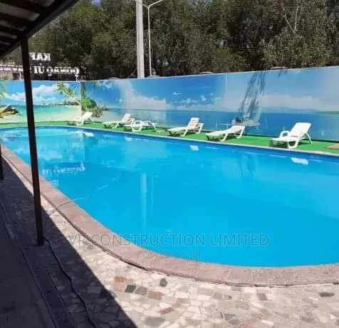 Curve Swimming Pool