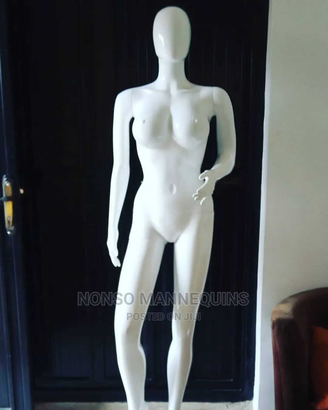 Big Bust White Mannequin