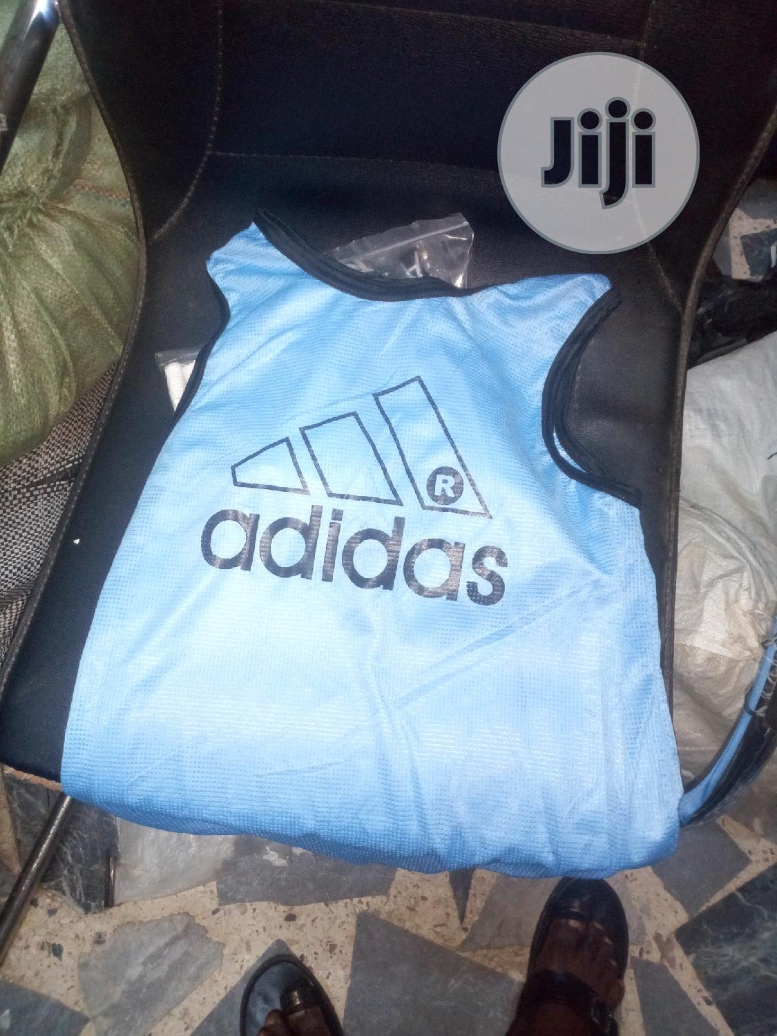 Locally Made Football Training Bibs 15 Per Set