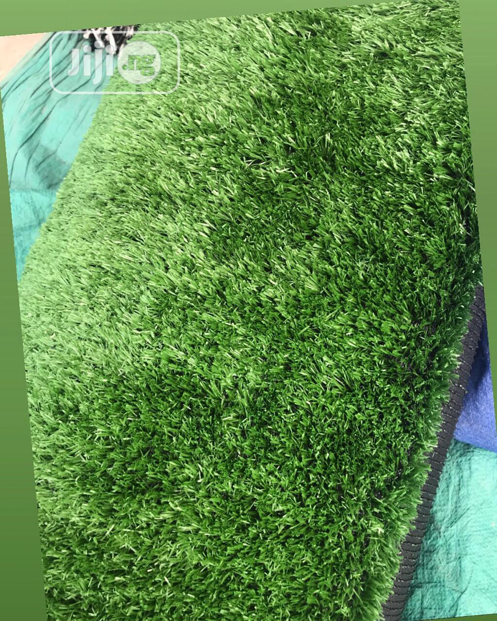 Beautify Your Pool Side With Our Affordable Grass Rugs