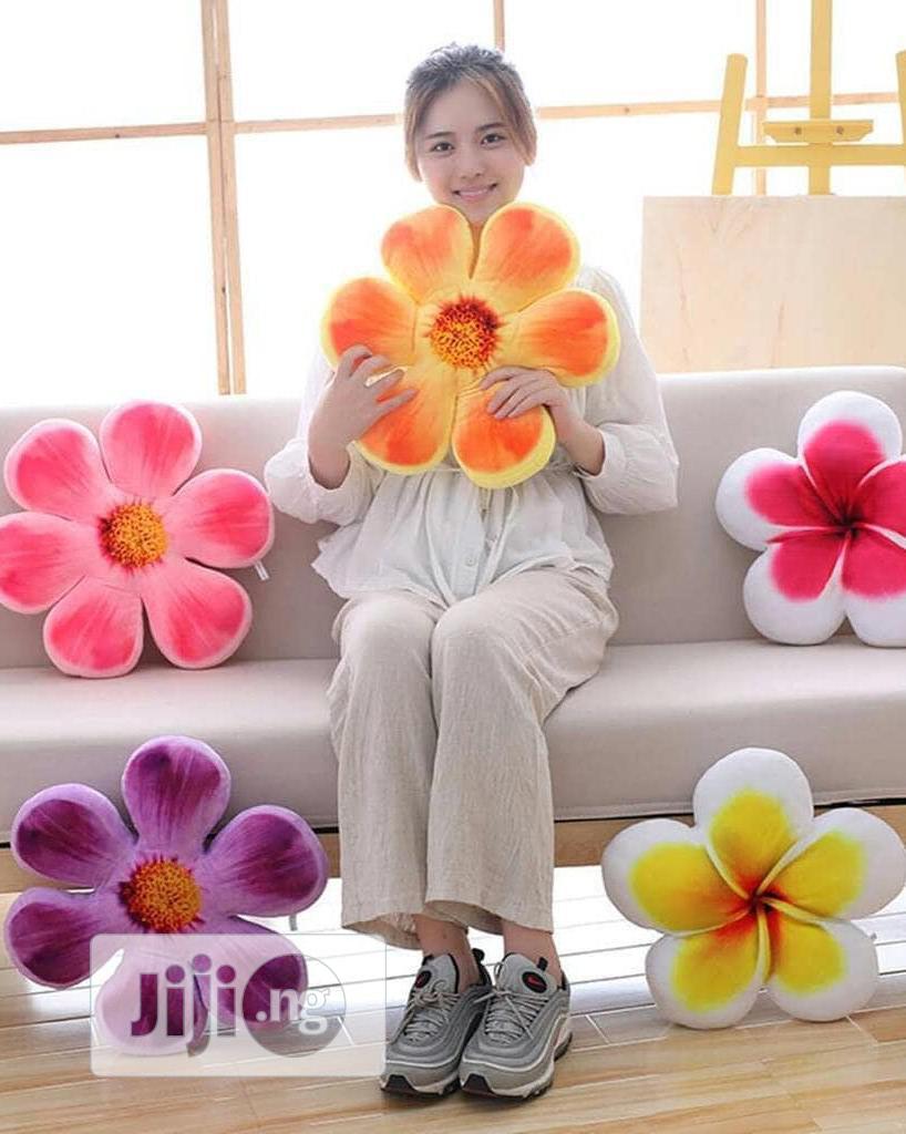 Sun Flower Throw Pillow
