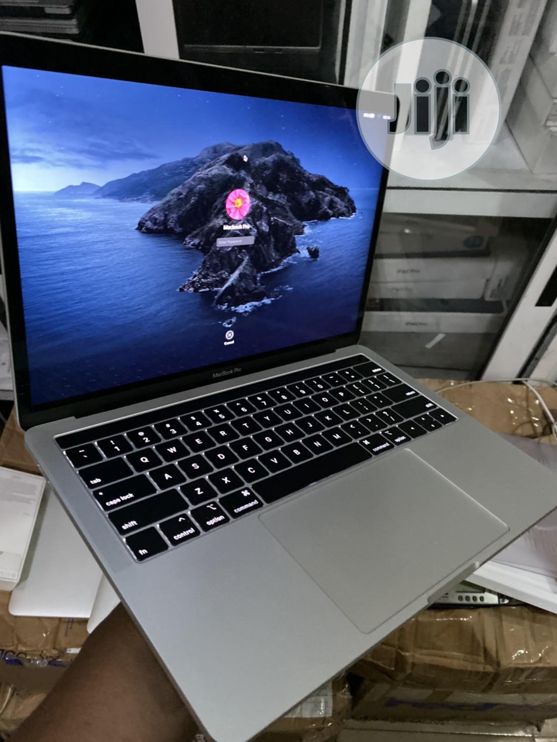New Laptop Apple MacBook Pro 16GB Intel Core I7 512GB