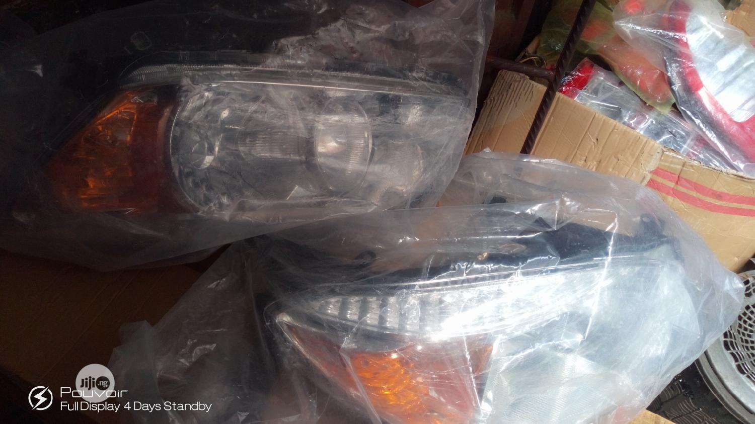 Head Lamp Toyota RAV4 2006/2007 Model