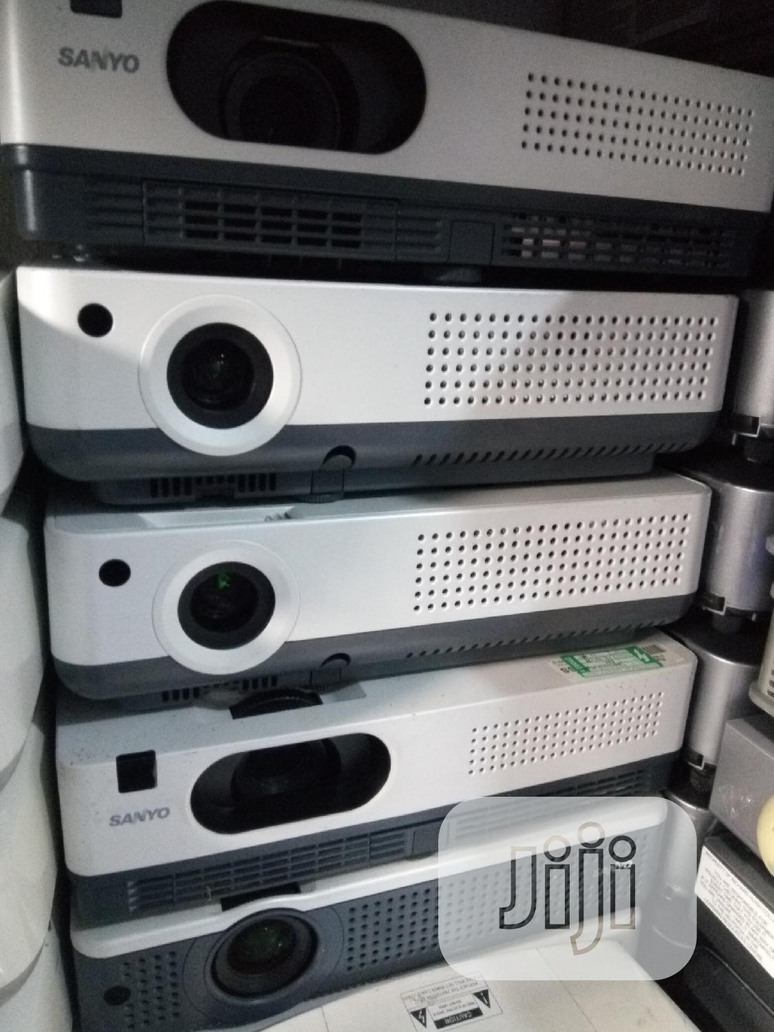 Best Quality 2500 Lumens Sanyo Projector in Nigeria