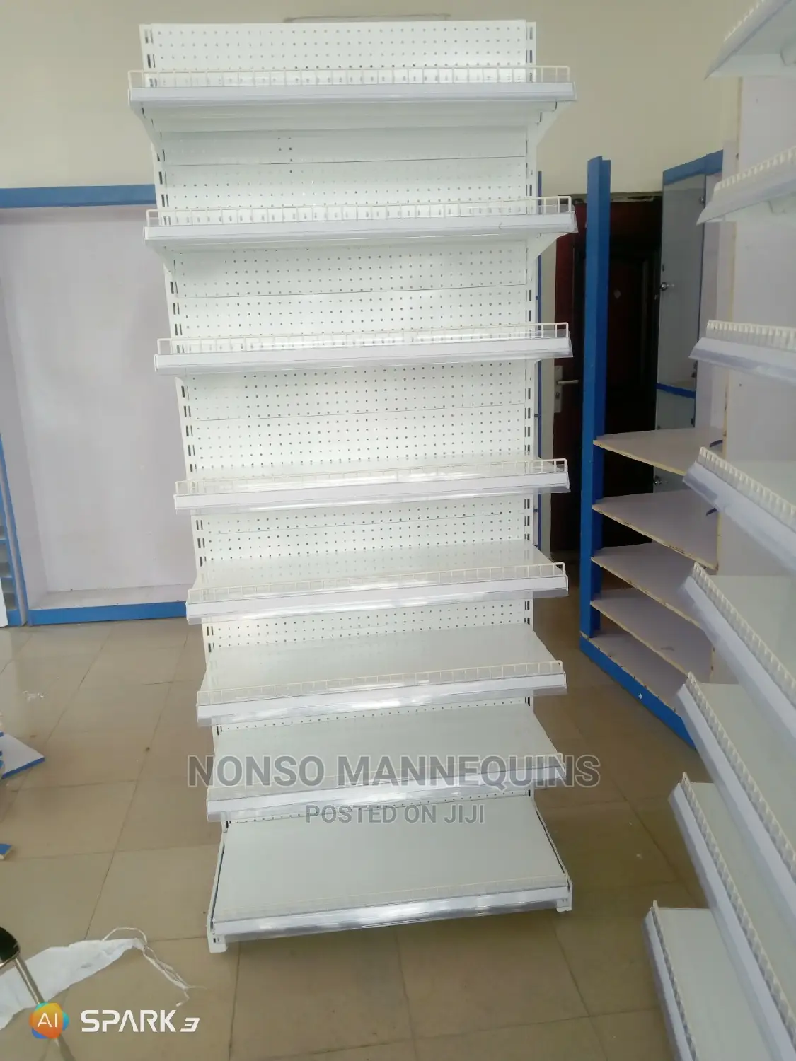 High Quality White Colour Supermarket Display Shelvingg