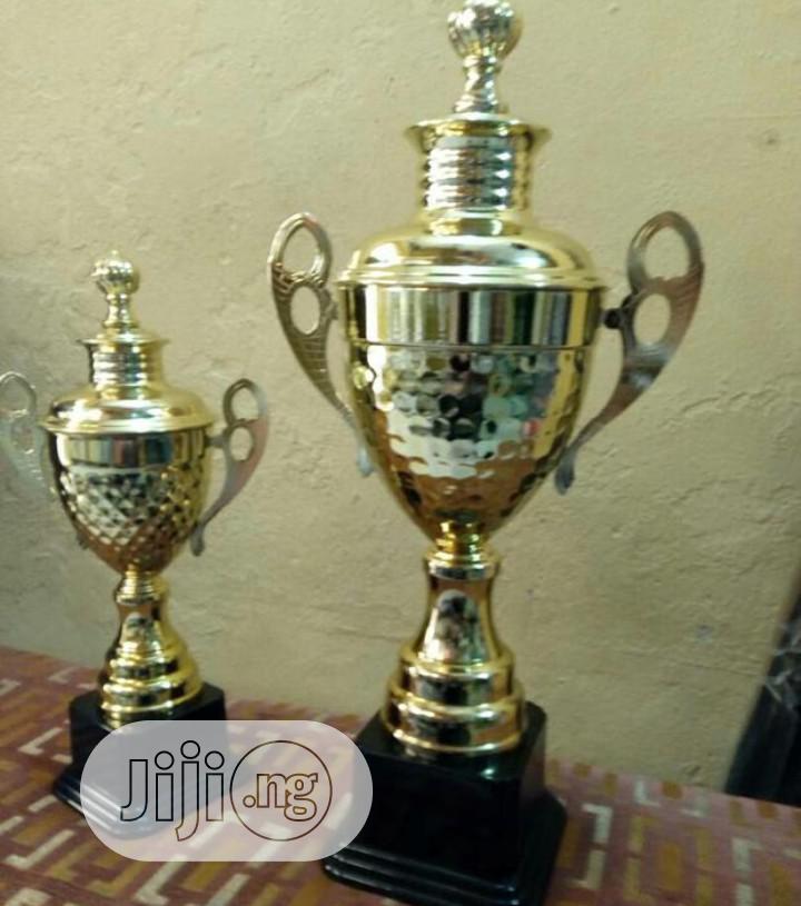 2set Of Trophy