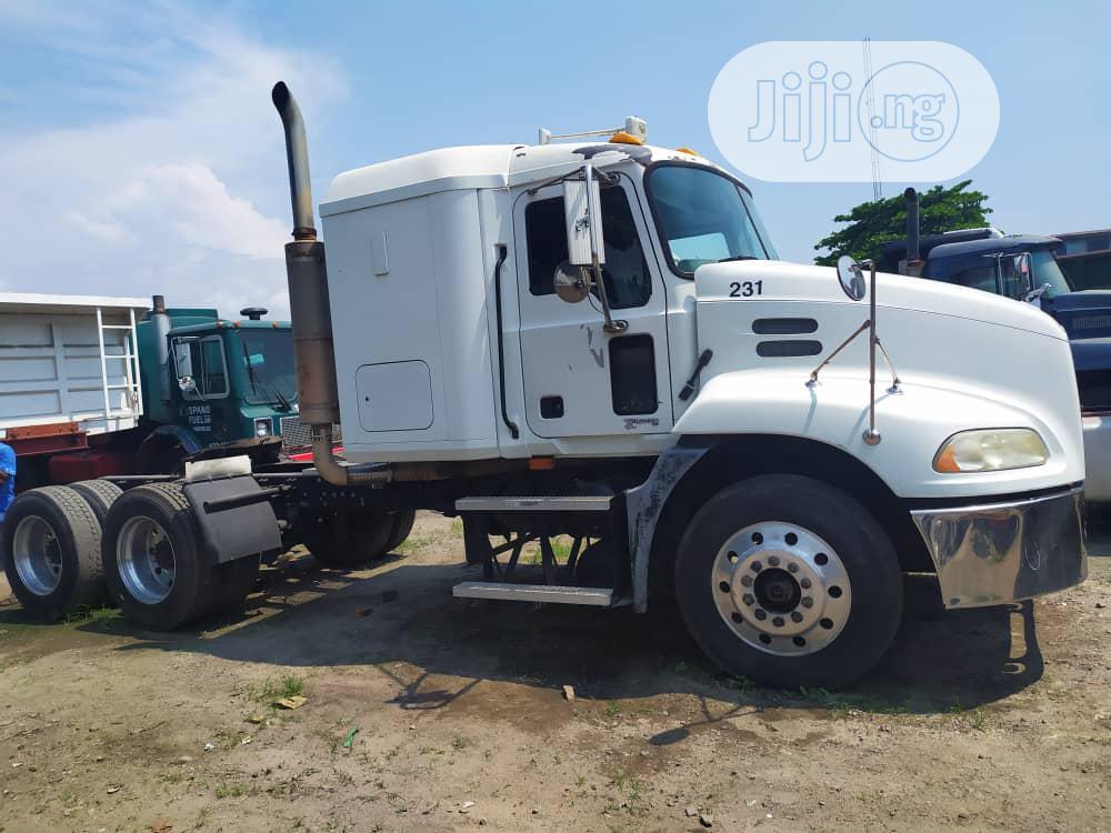 Tokunbo 2005 Vision MACK Ten Tyres Head Truck Superb Engine