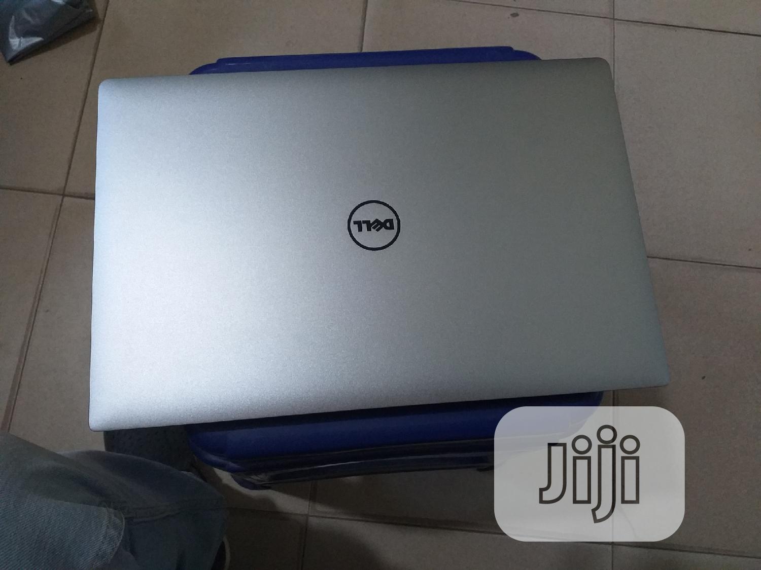 Laptop Dell XPS 15 9560 16GB Intel Core I7 SSD 512GB