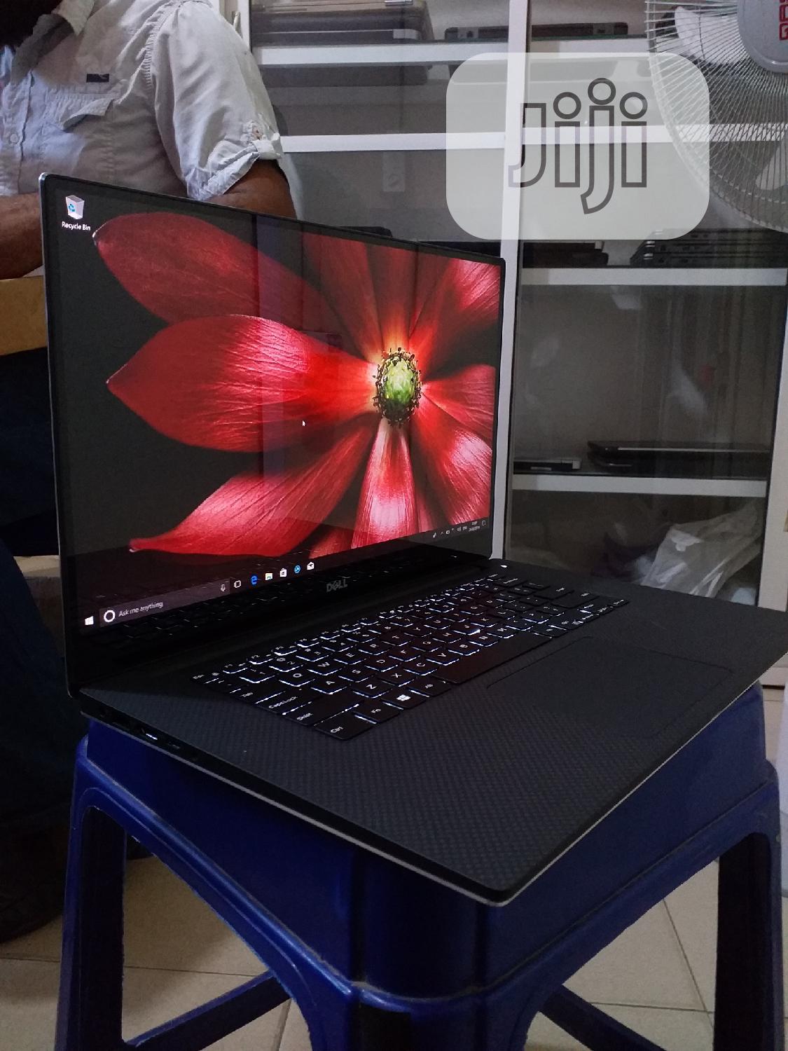 Laptop Dell XPS 15 9560 16GB Intel Core I7 SSD 512GB