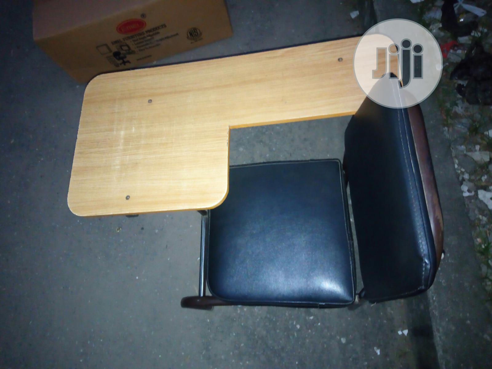 Quality Study/Reading Chair With Leather Seat