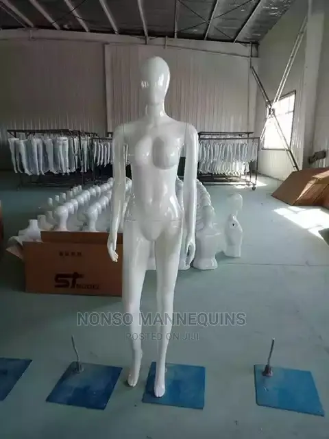 Cheap Factory Glossy White Female Mannequin