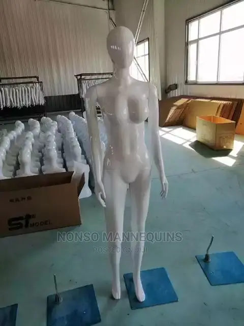 Cheap Factory Glossy White Female Mannequin