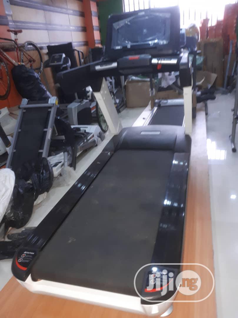 Brand New Commercial Automatic Treadmill With Mp3