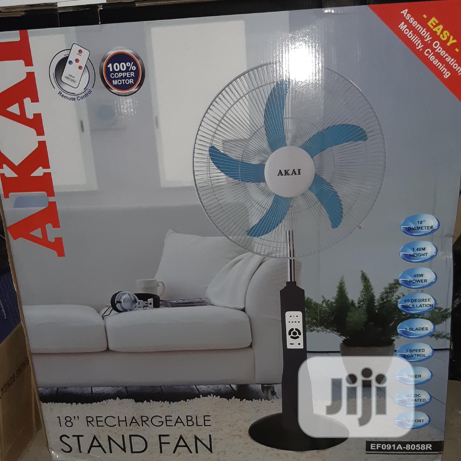 18" Akai Rechargeable Fan