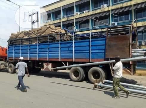 Local Made 6 Meters Galvanize Pole for Project Street Light