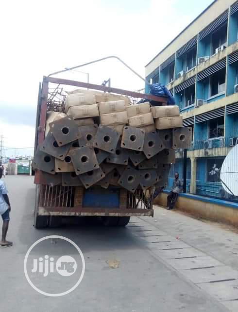 Local Made 6 Meters Galvanize Pole for Project Street Light