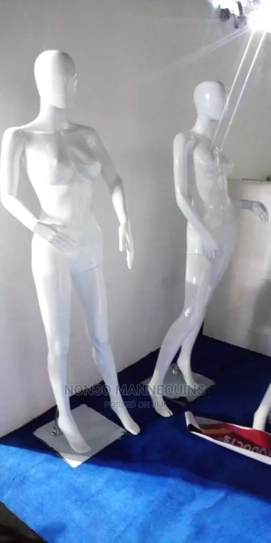 Glossy White Pose Female Egg Face Fashion Mannequinss