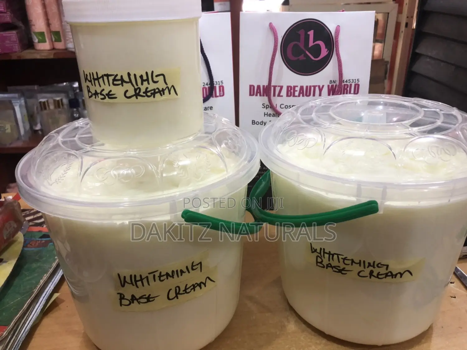 Halfcast/ Snow White Base Cream 1kg
